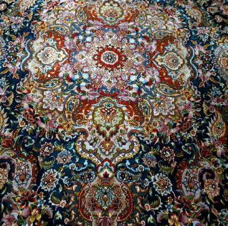 قیمت فرش دستباف ابریشمی در تبریز